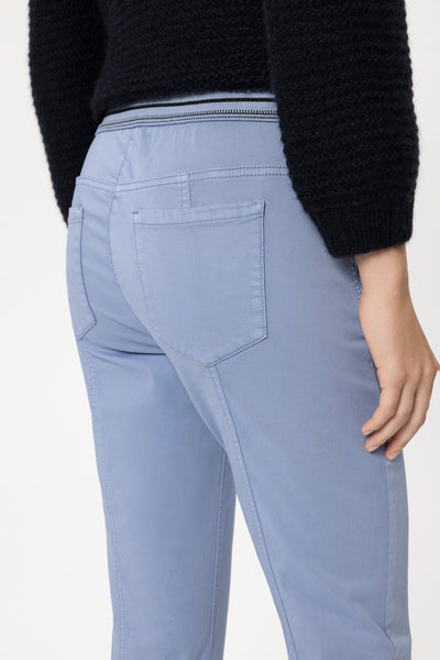 High-Stretch Skinny Pant
