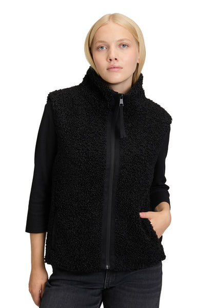Boucle Vest in Black