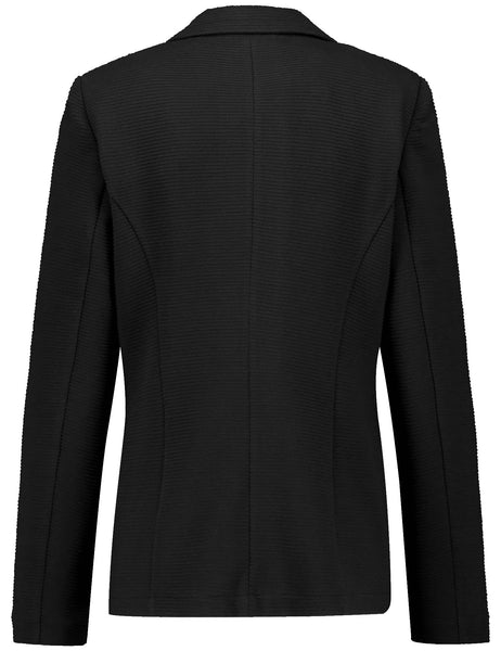 Classic Blazer in Black