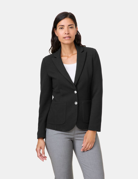 Classic Blazer in Black