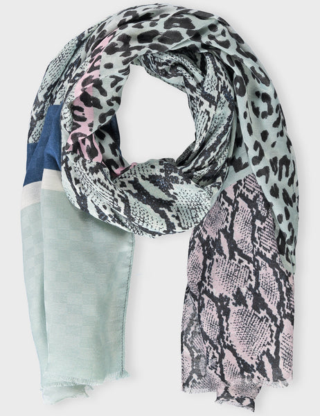 Scarf with Animal Print