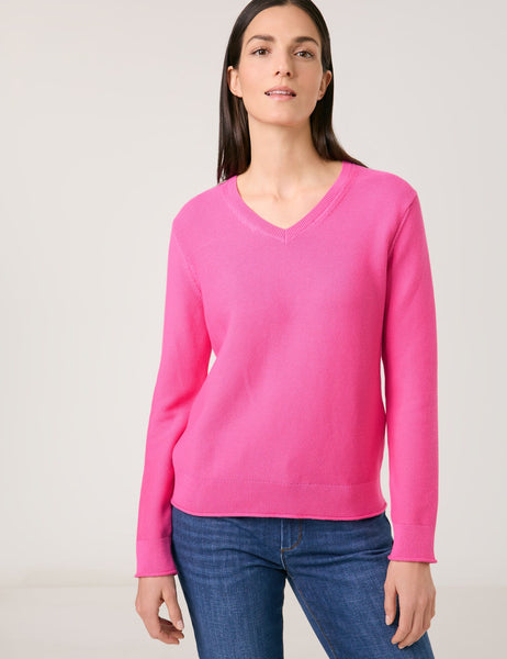 Cotton Knit with V-Neck