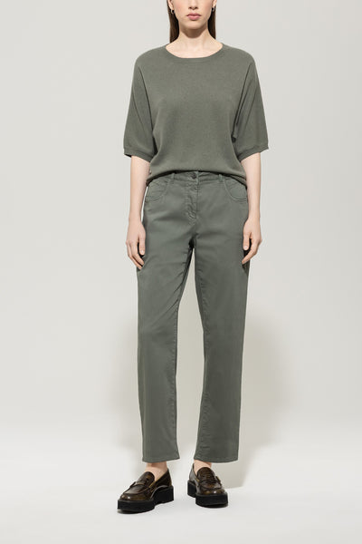High-Stretch Tapered Denims