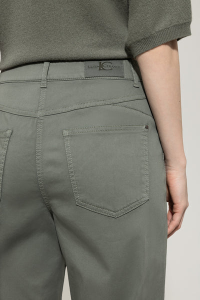 High-Stretch Tapered Denims