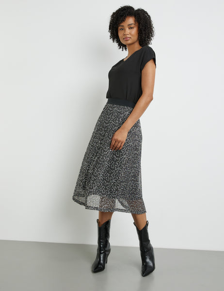 Jersey Skirt with Sequins
