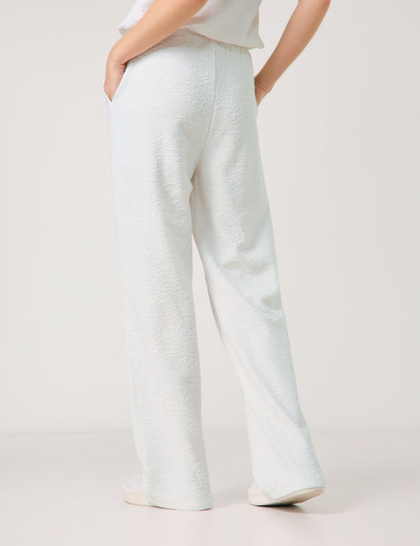 Pull-On Pants
